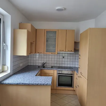 Workers Fuer Besten Monteure In 8600 Bruck Und In 8700 Leoben Aparthotel