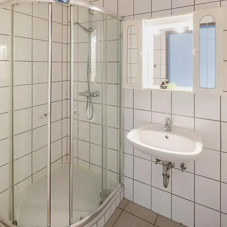 Workers Fuer Besten Monteure In 8600 Bruck Und In 8700 Leoben Aparthotel Oberaich