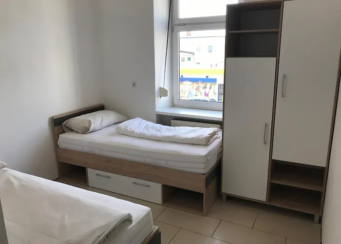 Workers Fuer Besten Monteure In 8600 Bruck Und In 8700 Leoben 3*